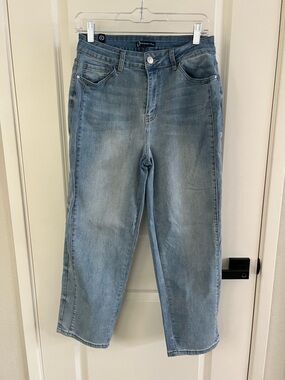 Light Blue Straight-Leg Jeans - Classic Wash
